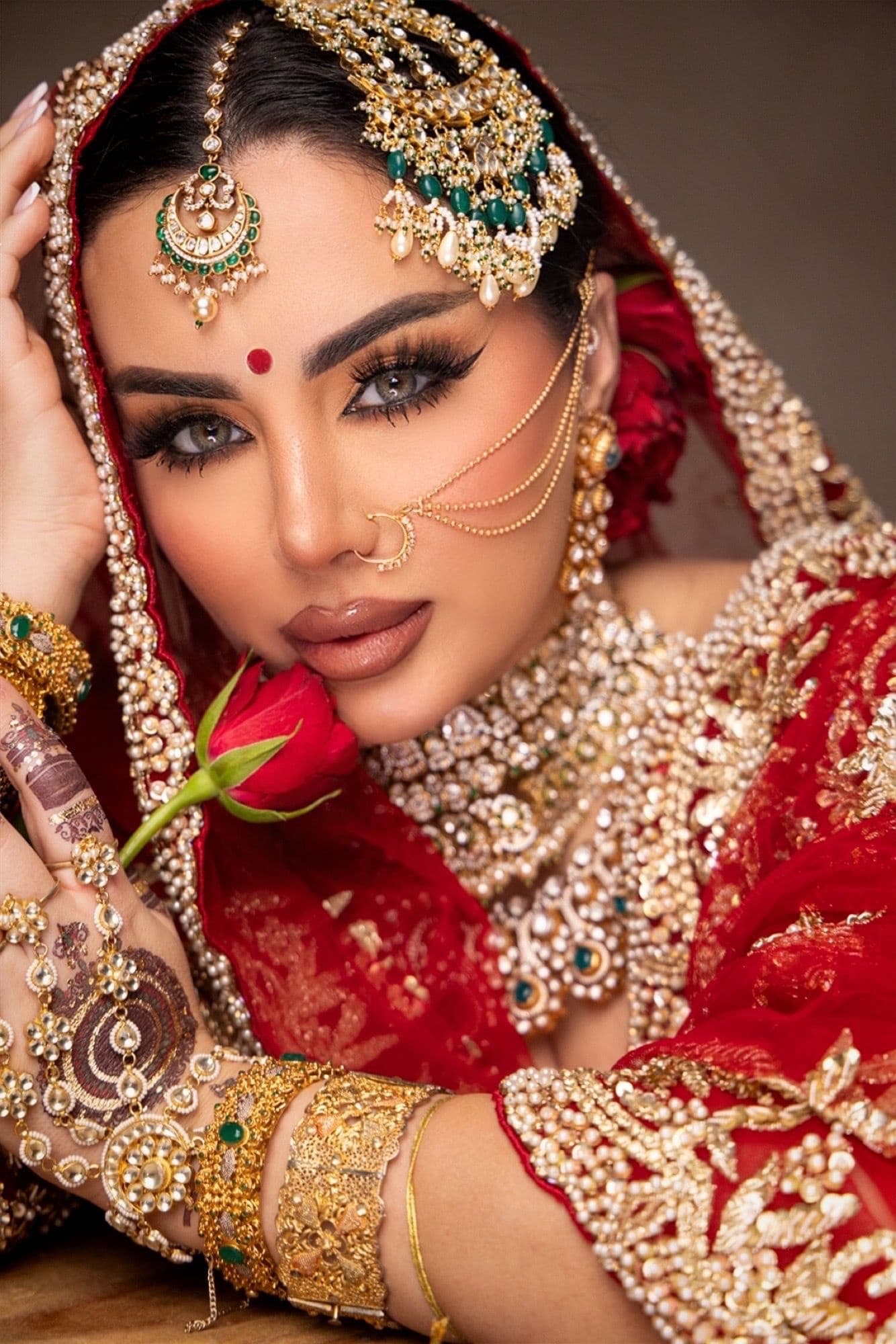 The Private Masterclass - Simmy Kaur Bakshi Luxury Bridal Hair and Makeup London